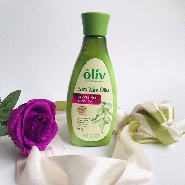 (HÀNG CHÍNH HÃNG) Sữa tắm Ôliv Dưỡng Ẩm Sáng Da 250ml