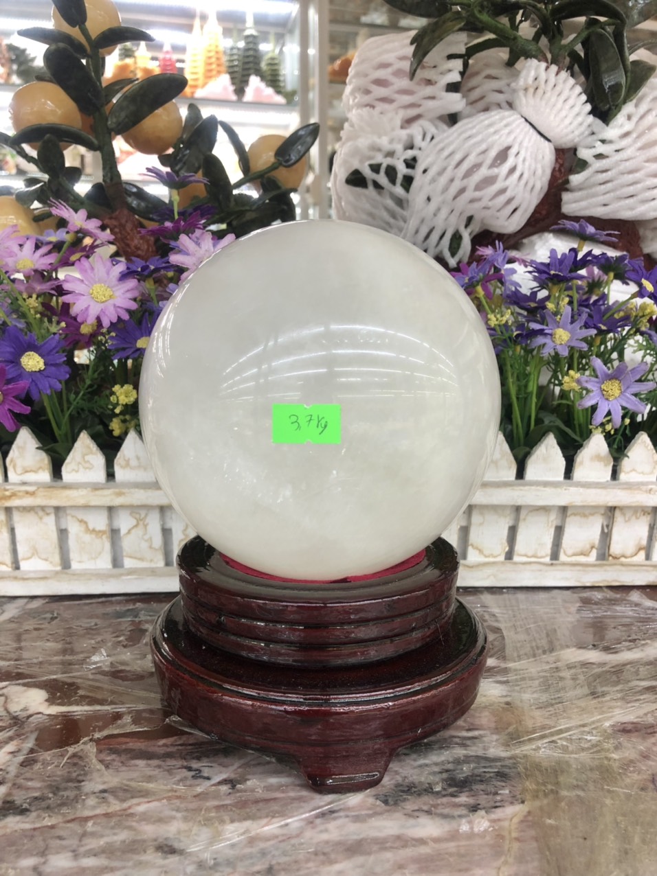 Quả cầu phong thủy đá thạch anh trắng - đường kính 13,1 cm; 13,5 cm và 13,6 cm
