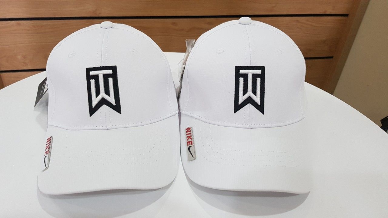 Mũ Lưỡi Trai Golf Nike