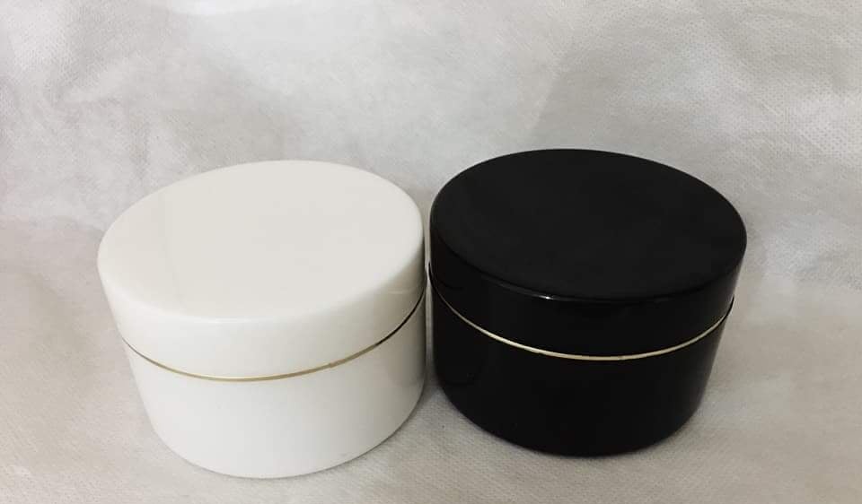 (Combo 10)HỦ NHỰA ĐỰNG KEM BODY 150gr (cân cả hủ)