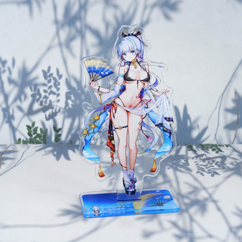 Mô hình standee Ayaka trong game genshin impact