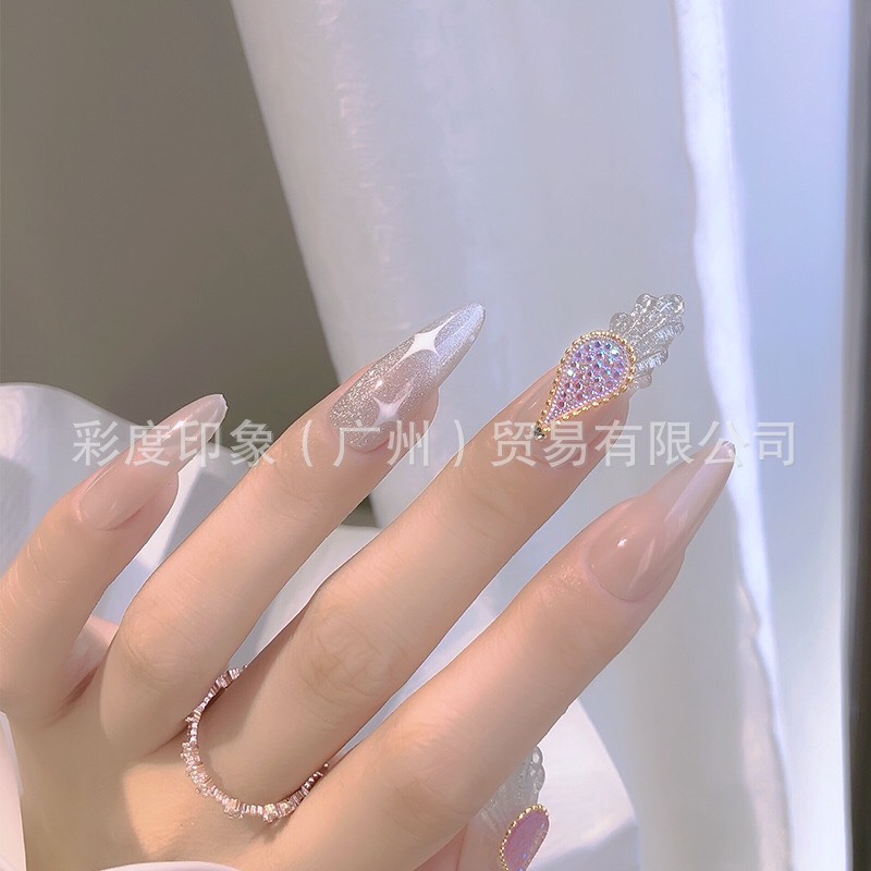 Dây xích bi kim loại gắn móng nail