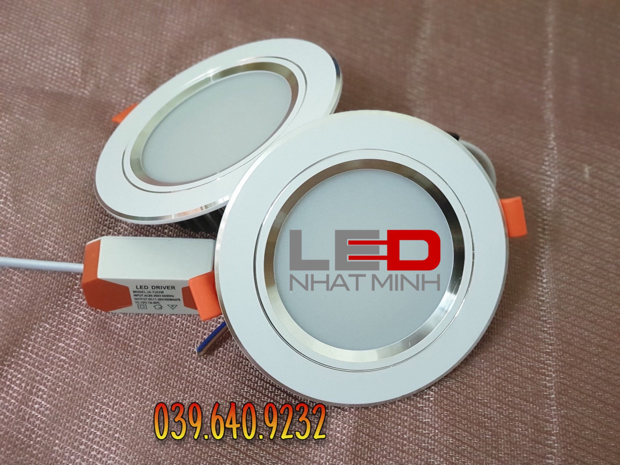 Đèn âm trần 7W - 3 chế độ màu - Phi 90 - Bảo hành 2 năm- đèn downlight 7w