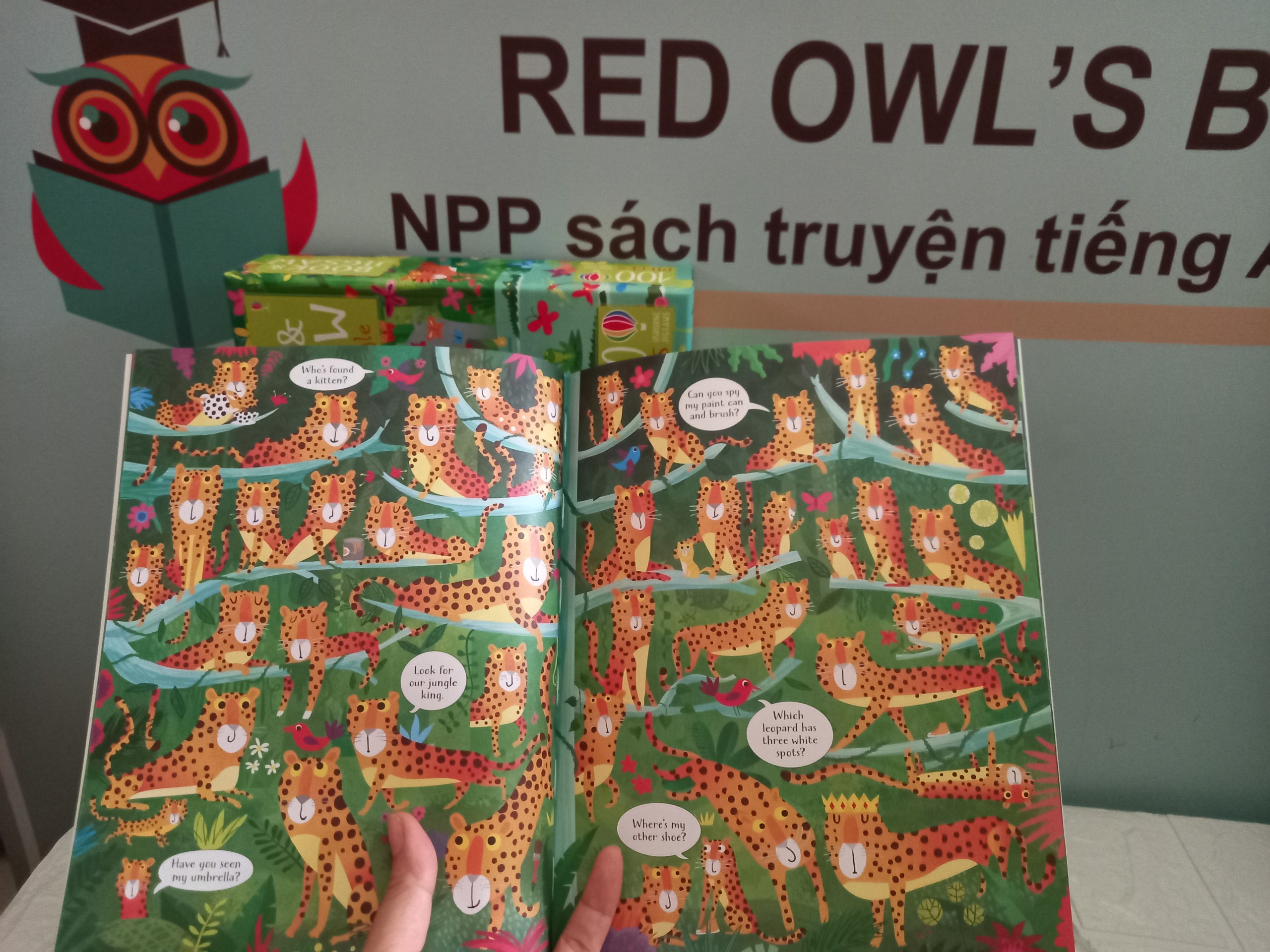 Usborne Book and Jigsaw In the Jungle
