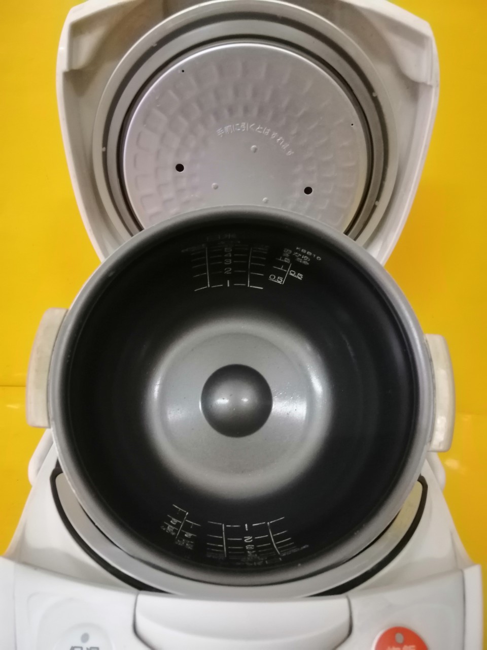 Nồi cơm nội địa Nhật Tiger JKB-B (1.0L)