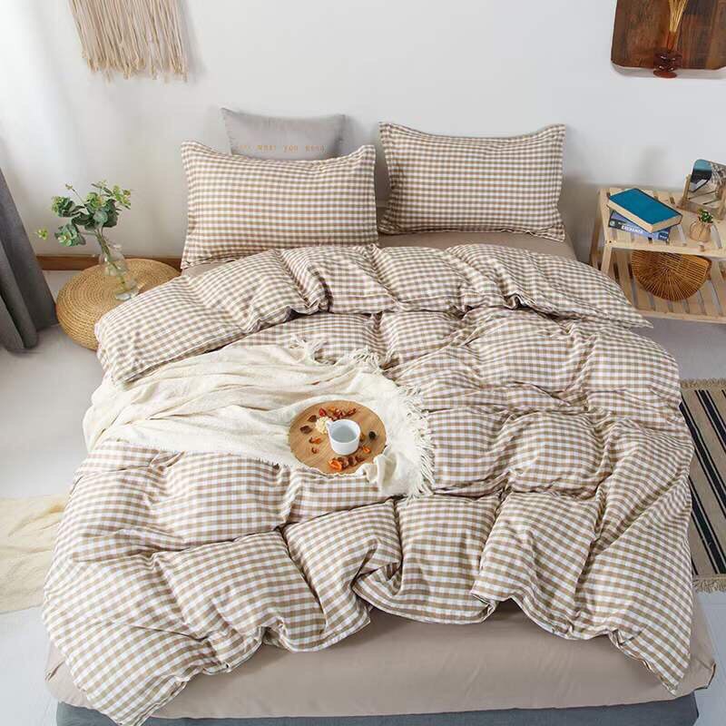 Bộ Chăn Ga Gối Cotton Poly - Kẻ Tăm Nâu ( 1 Drap + 2 Vỏ Gối Nằm + 1 Vỏ Chăn ) Tiệm Nhà Cá