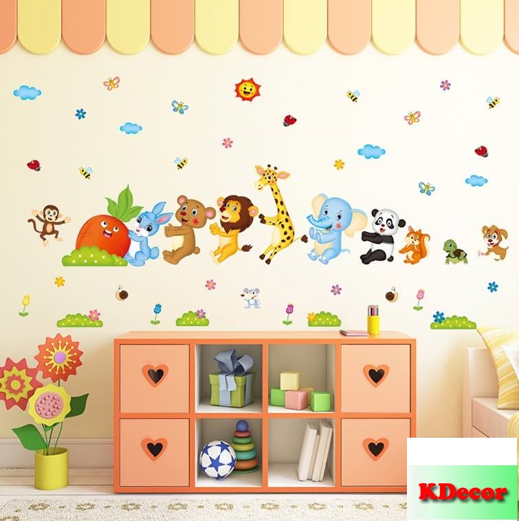 Decal dán tường Thú nhổ cà rốt