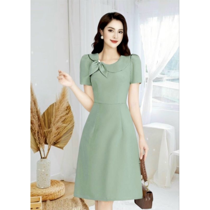 Đầm cổ sen lệch kết nơ