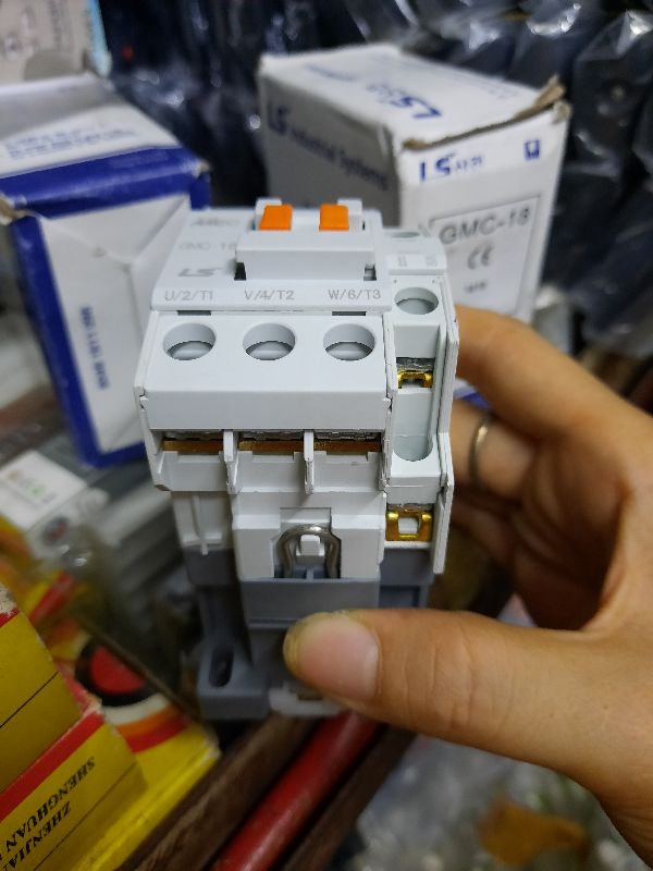 Khởi Động Từ GMC 18- giá 1 Cái