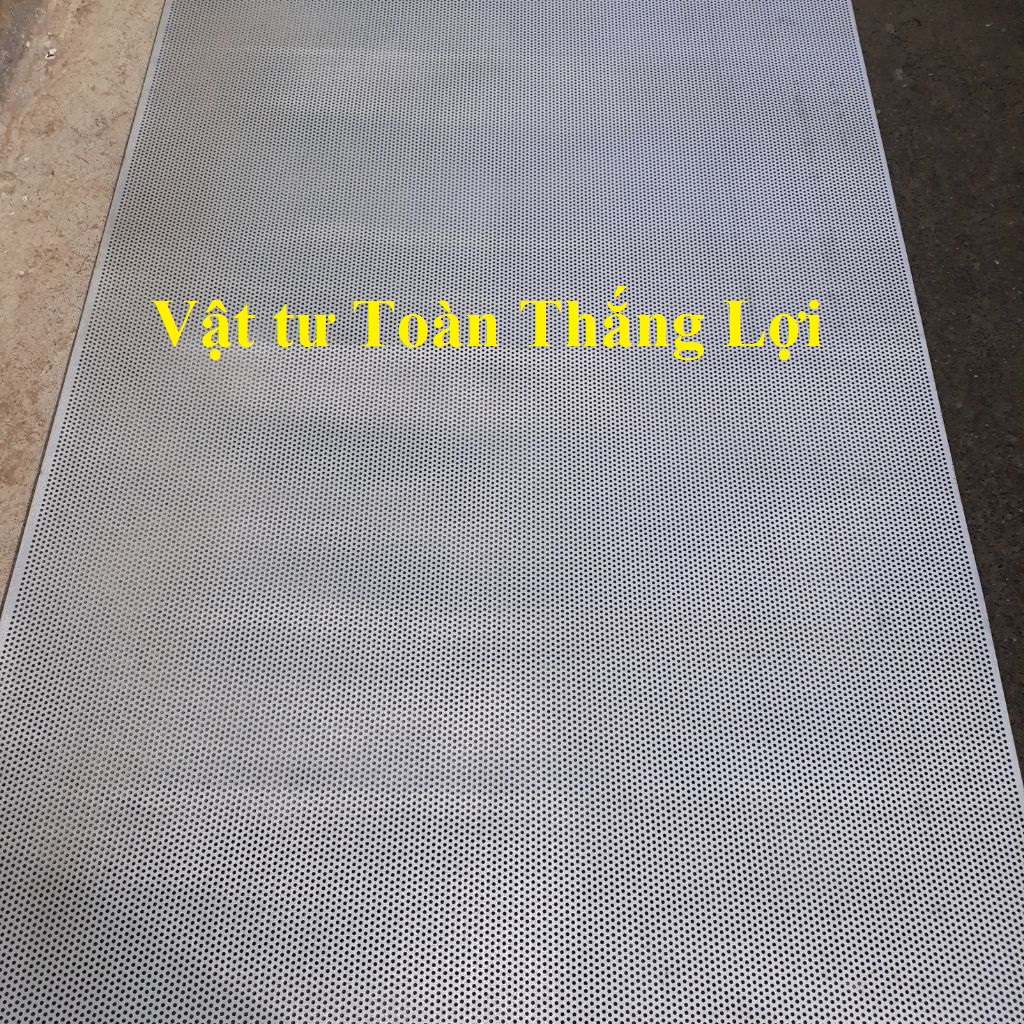 ( Khổ cao 1M và 1M2) Tôn đột lỗ mạ kẽm tròn chất lượng