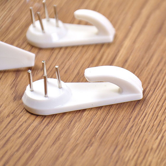 Combo 20c Đinh  4 Chân Treo Tường, Treo  Khung Ảnh Treo Đồ Không Cần Khoan Tường