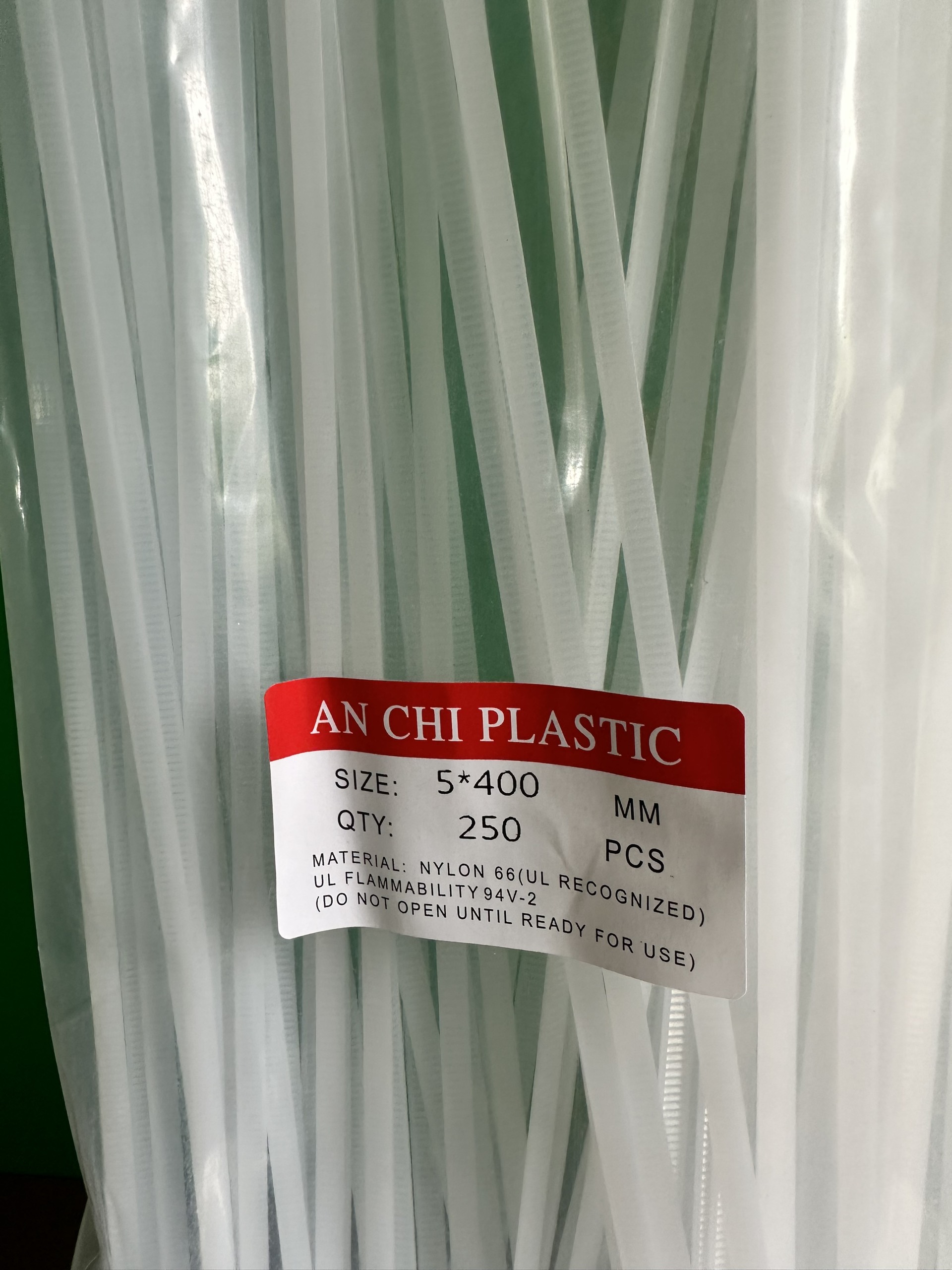 1 túi dây rút, dây thít nhựa buộc lan