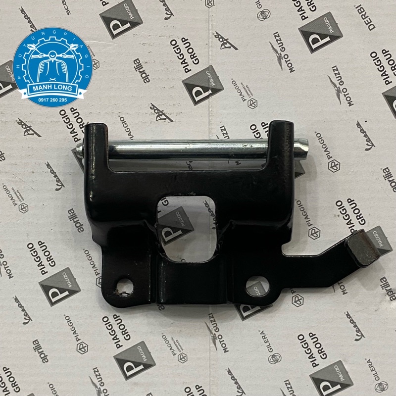 Vespa lx, lxv, s, lt, et seat hinge