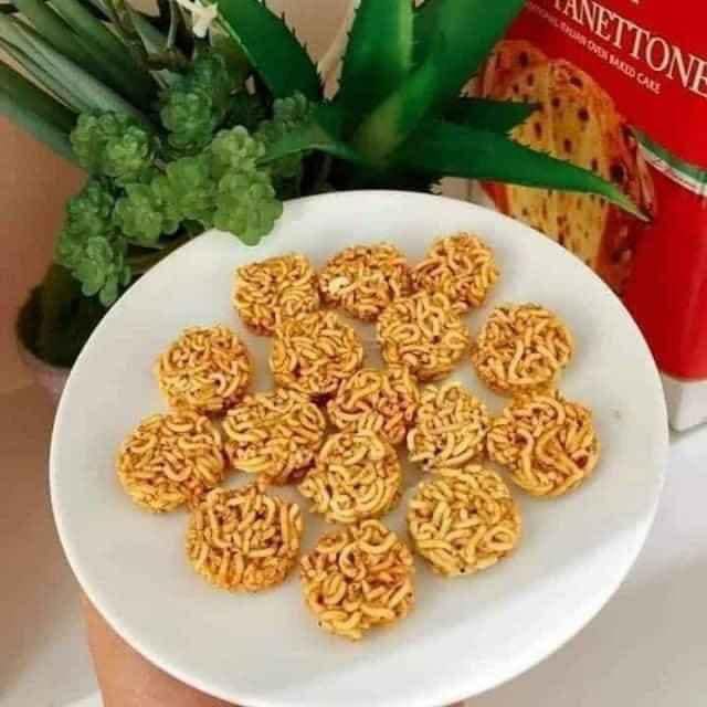 Mỳ tôm trẻ em vị gà cay Thái Lan