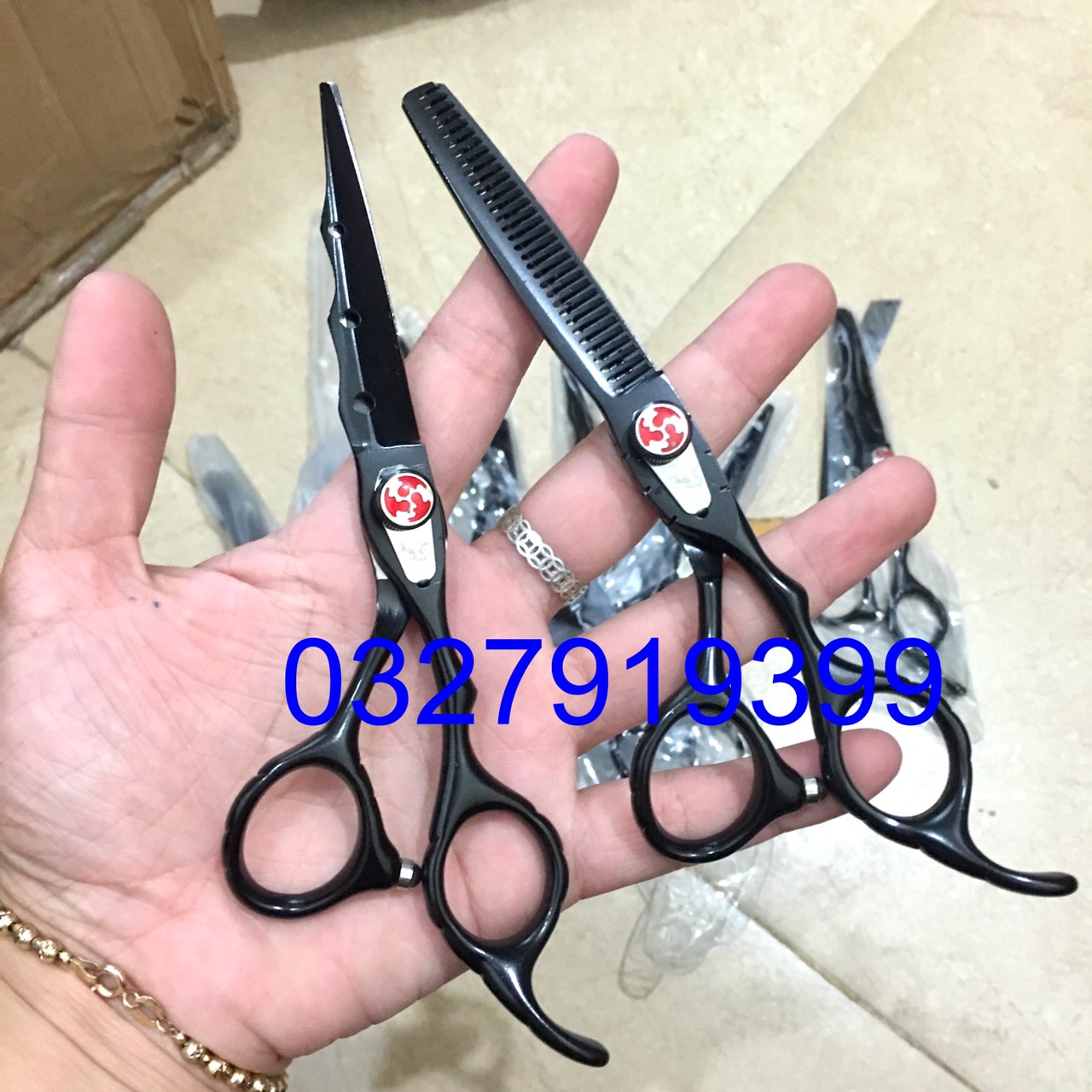Kéo cắt tóc cao cấp Y02 6.0