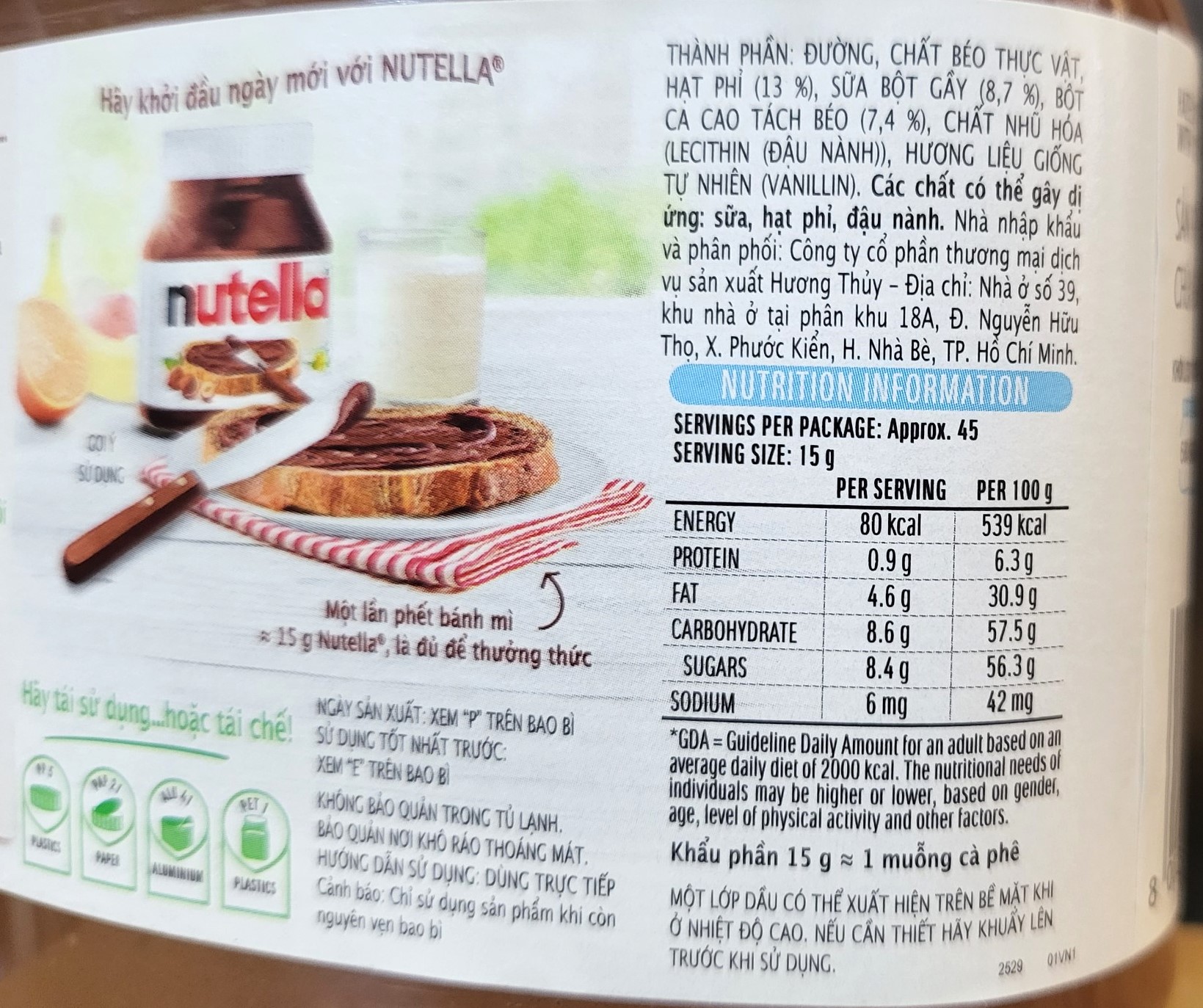 NUTELLA (HỘP NHỰA LỚN 680g) BƠ HẠT PHỈ CA CAO PHẾT BÁNH MÌ Hazelnut Spread with Cocoa