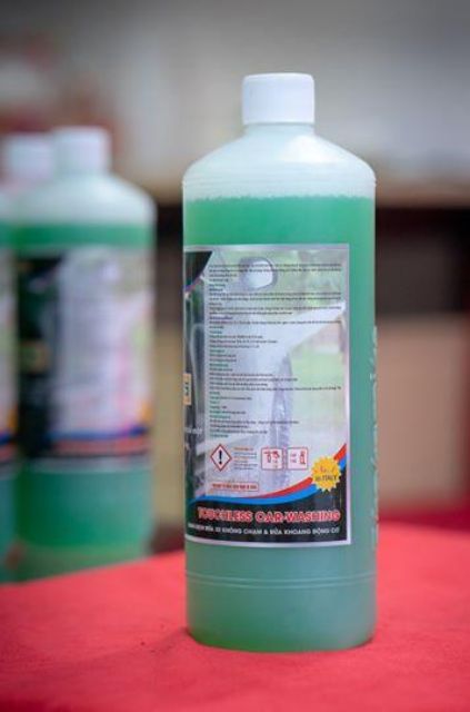 DUNG DỊCH RỬA VỎ XE KHÔNG CHẠM EKOKEMIKA BIO 35 - 1L