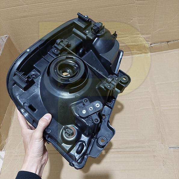 ĐÈN PHA KIA K200