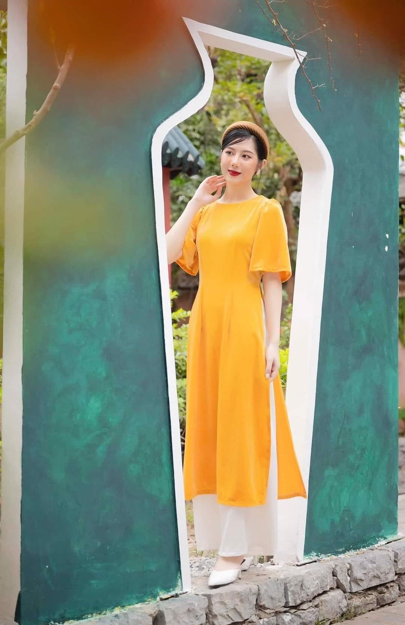 Áo dài cách tân lụa nhung mềm mịn co dãn