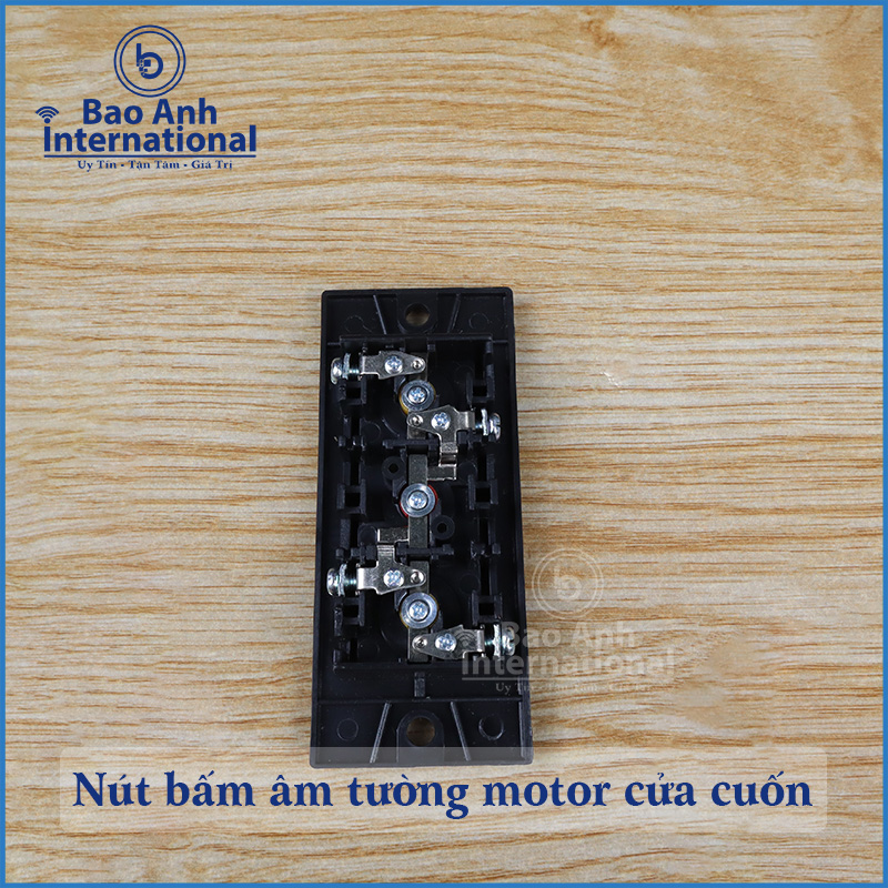 Nút bấm âm tường (công tắc bấm) mô tơ cửa cuốn