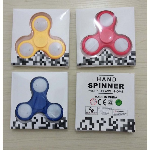 Con quay 3 cánh nhựa Spinner (Nhiều màu)