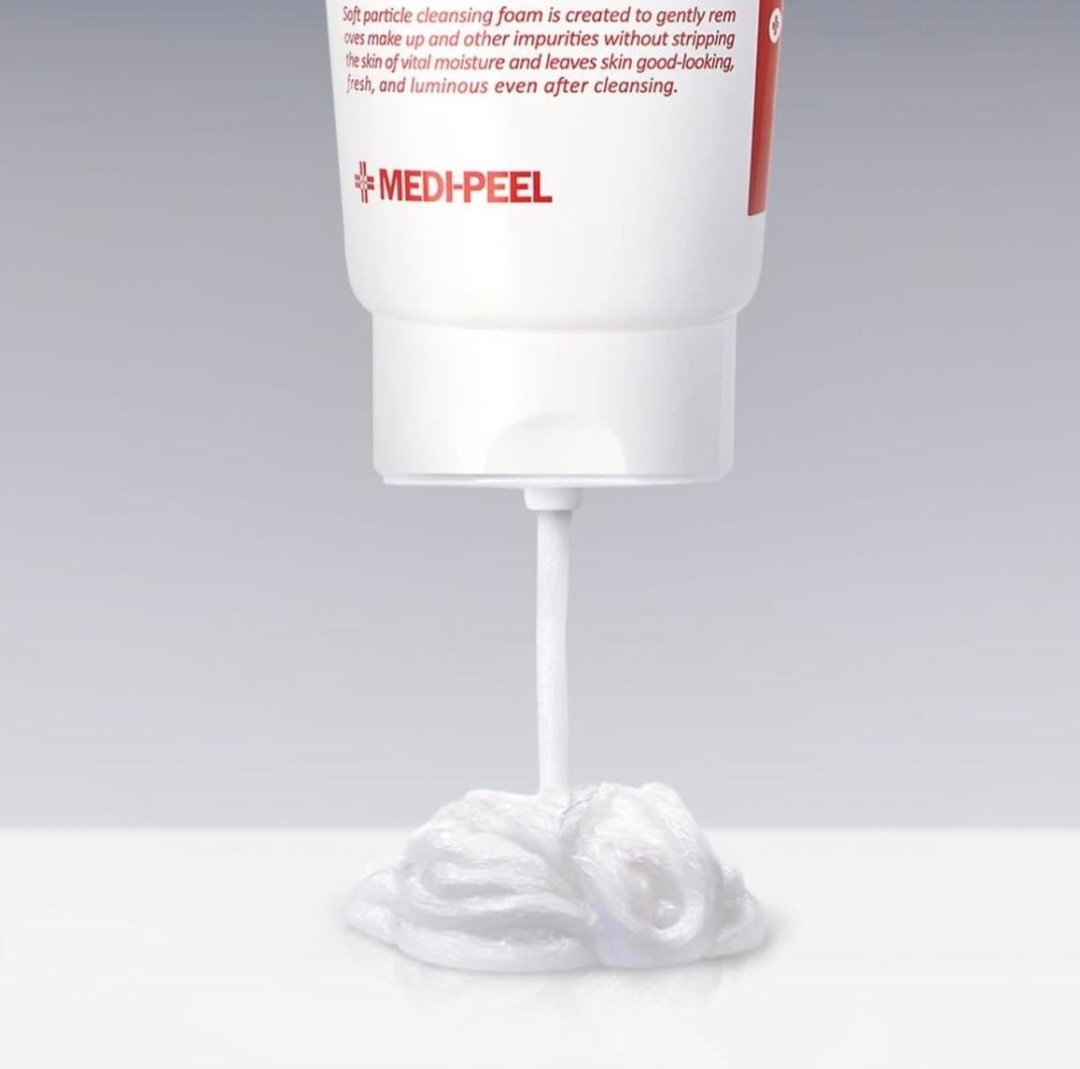 [Nhacuabeautyholic] Sữa rửa mặt MEDIPEEL RED LACTO COLLAGEN CLEAR 2.0