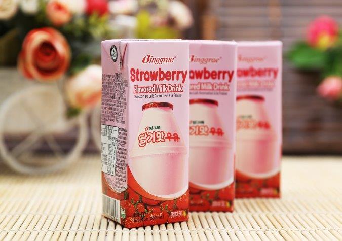 Sữa Dâu Binggrae 1 hộp
