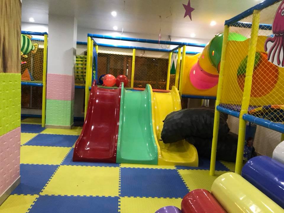 Máng trượt 3