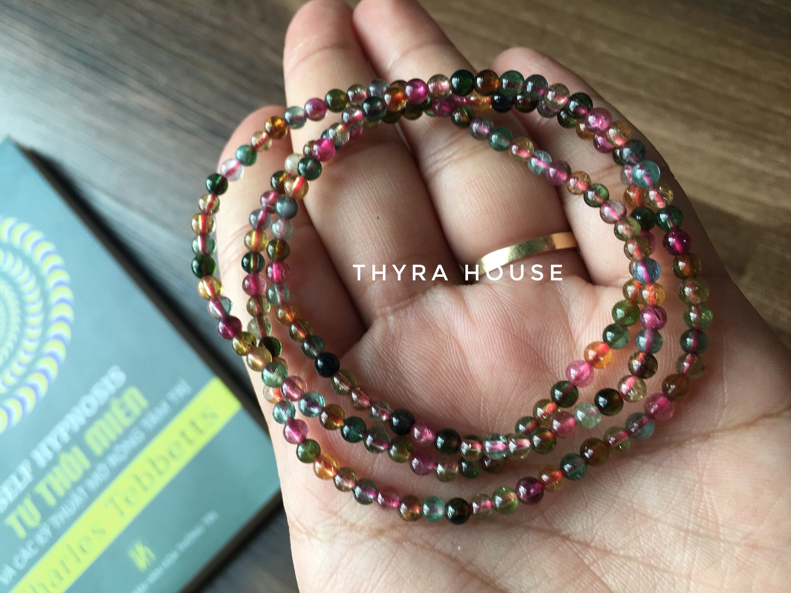 Tourmaline nhí quấn 3 vòng