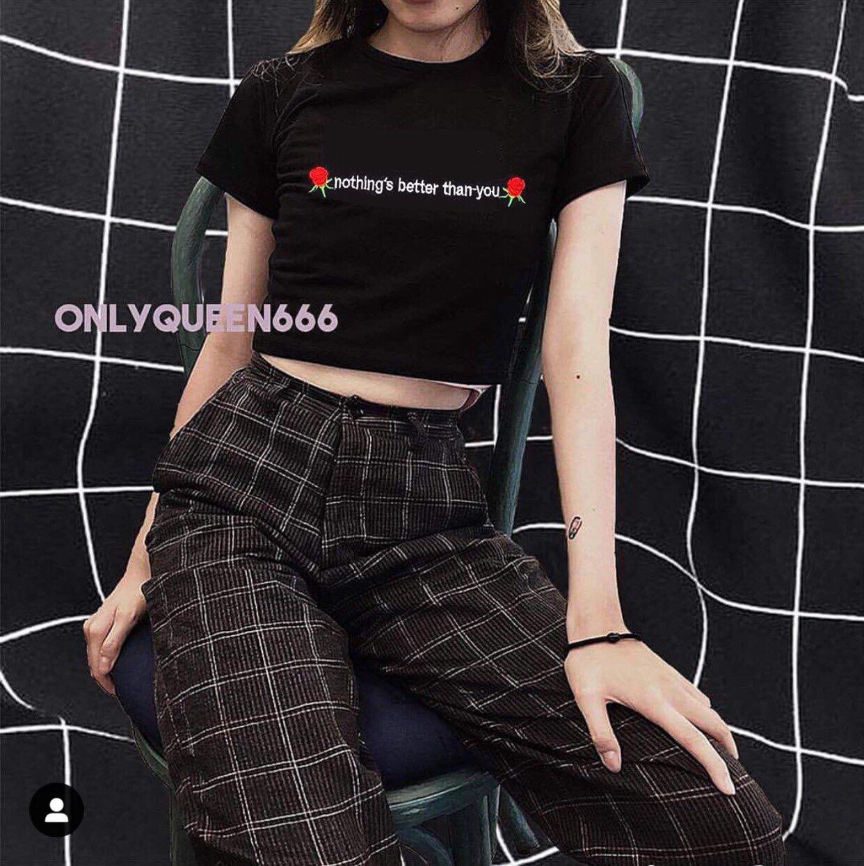 Áo croptop nothing hoa hồng cực xinh