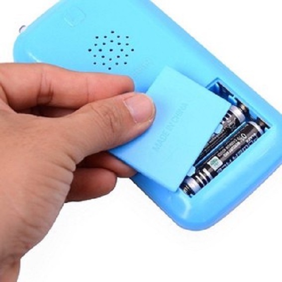 Điện thoại đồ chơi có nhạc kèm 3 pin ( có dây đeo cổ)