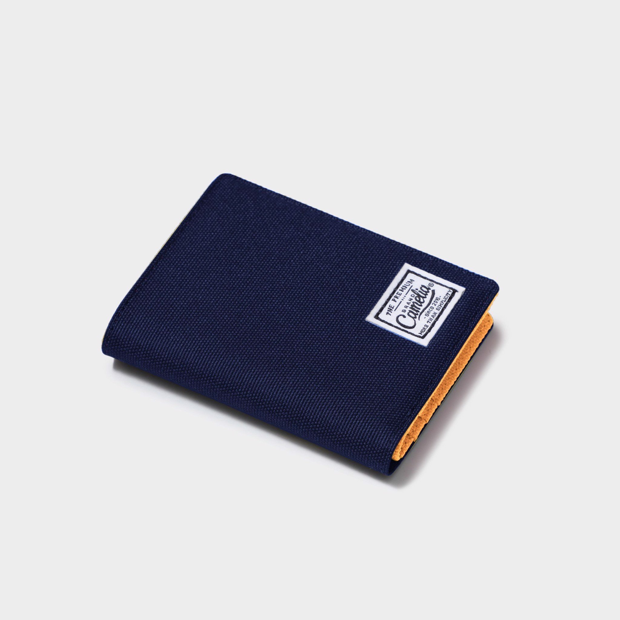 Ví CAMELIA BRAND® Classic XL Wallet Đứng