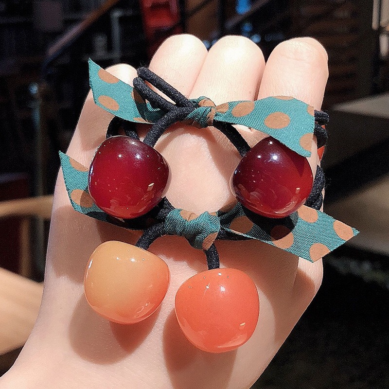 Cột tóc Cherry quả anh đào phong cách Hàn Quốc