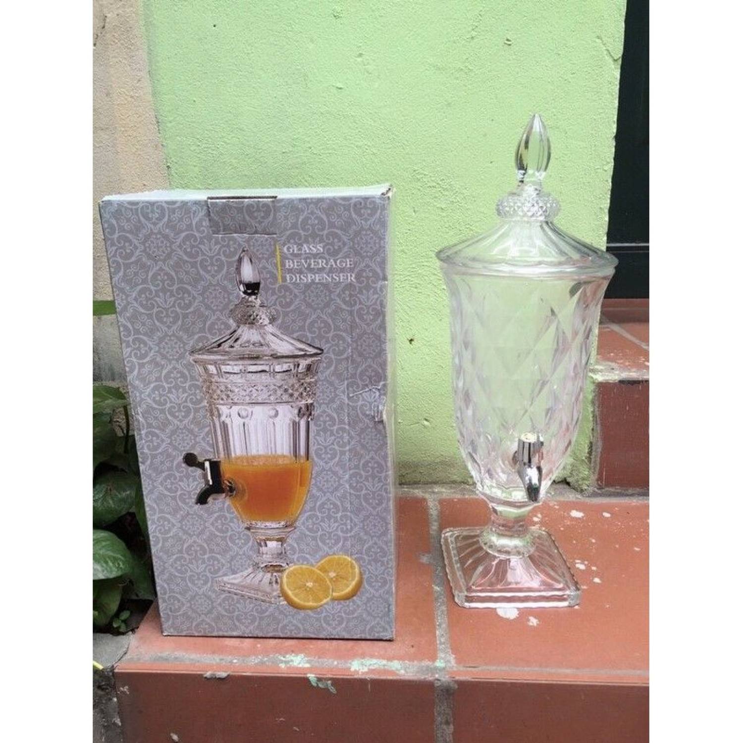 Bình thủy tinh đựng nước có vòi 2L