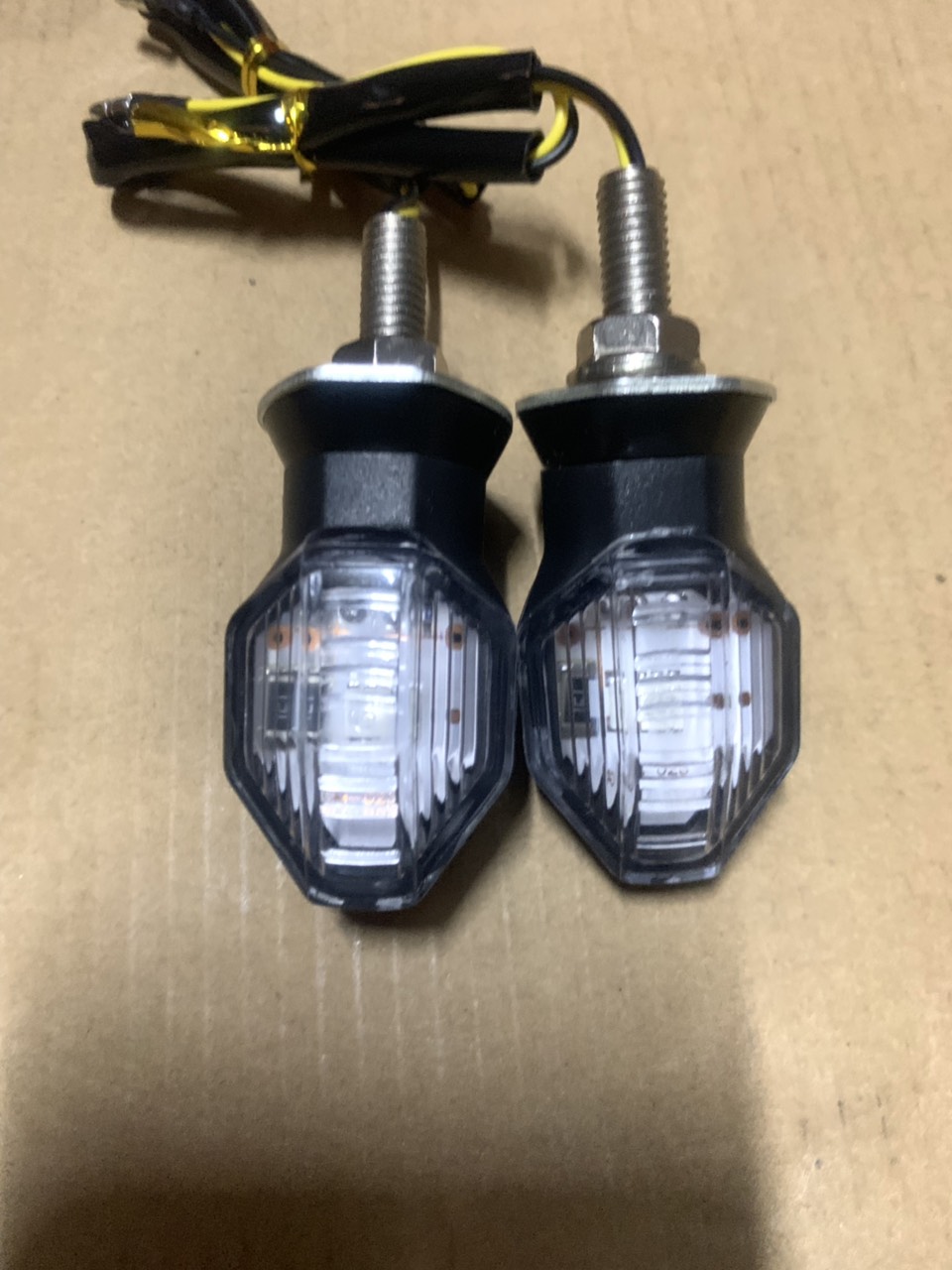 Đèn xi nhan sau xe VARIO và EXCITER 150, 155 và WINNER X V2 V3 V4