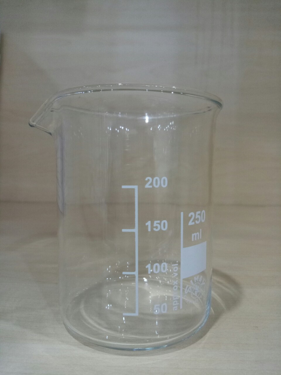 Cốc thủy tinh thấp thành có mỏ 250ml SIMAX