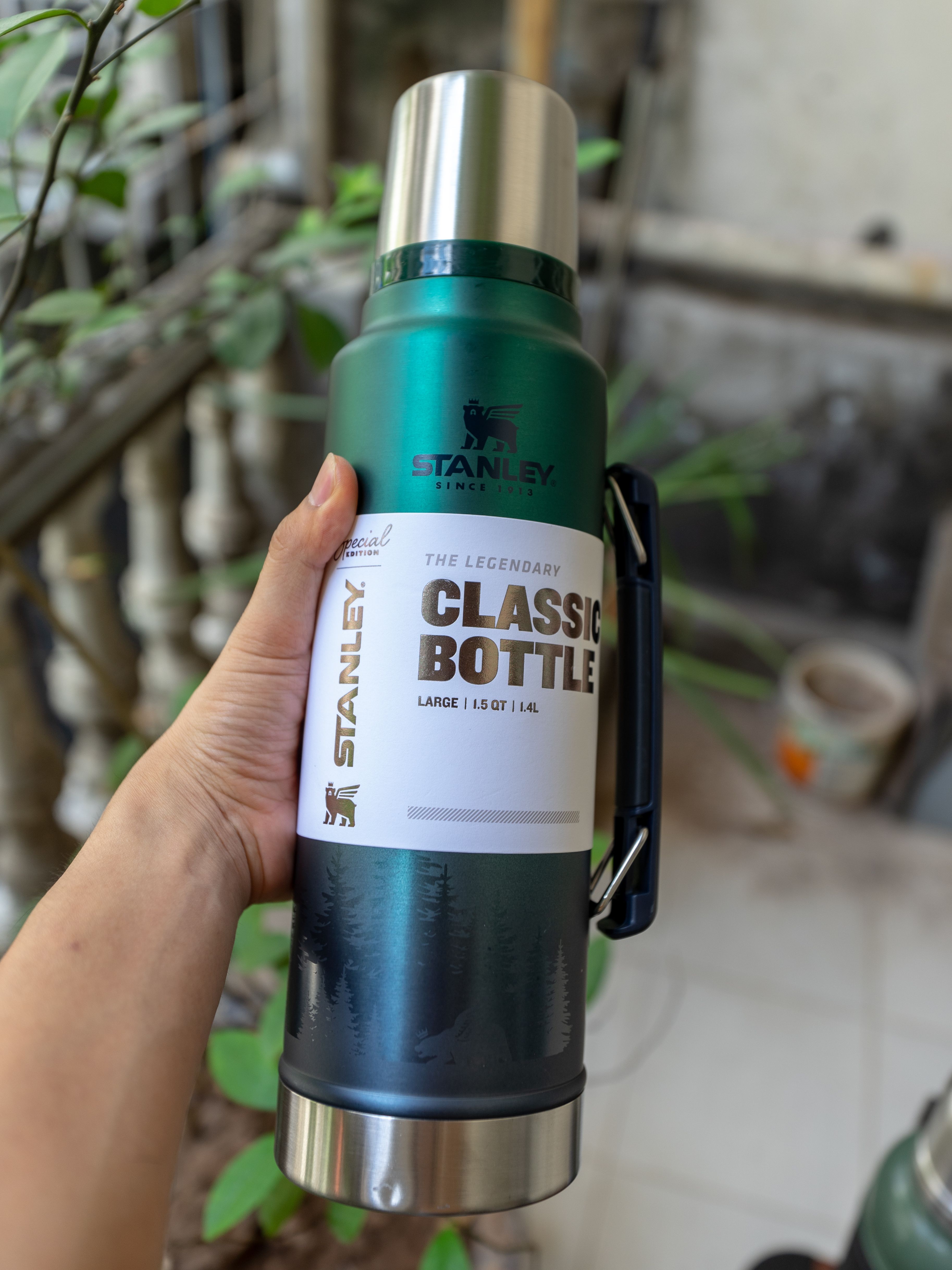 Bình giữ nhiệt STANLEY CLASSIC LEGENDARY BOTTLE 1.5 QT (1,4L) (Limited Edition - NORTHERN LIGHTS)