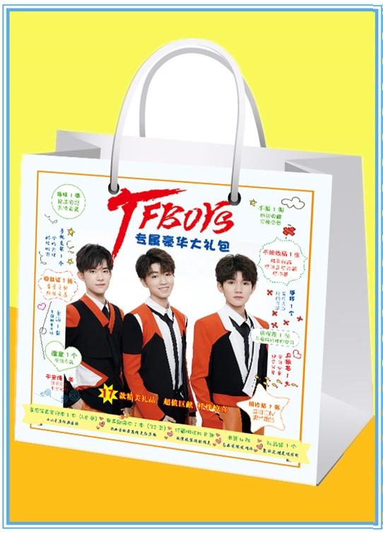 Combo Túi quà TFBOYS gồm 13 món