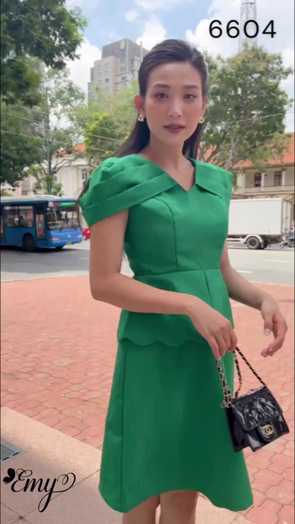 Đầm EMY EM6604 Peplum Tay Xếp Ly