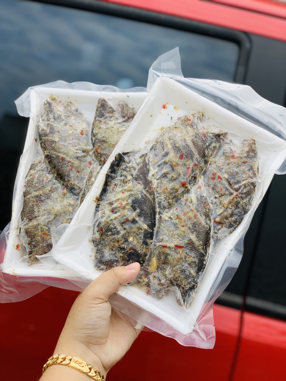 [GIAO NHANH 2H HCM] 1Kg Cá sặc sả ớt 1 nắng