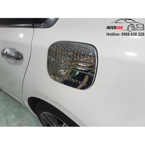 Ốp nắp bình xăng Kia Cerato 2019