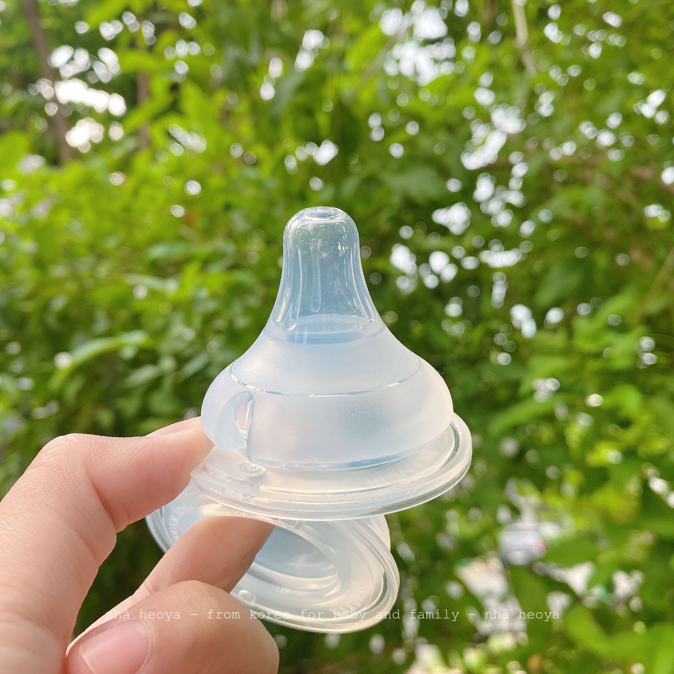 NÚM TI SILICON THAY THẾ BÌNH SỮA MOYUUM HÀN QUỐC