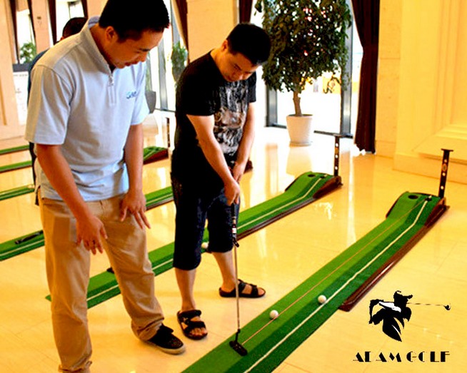 Golf Putter Plane Laser Sight  - Golf Training Aid, Fix Your Putt in Seconds