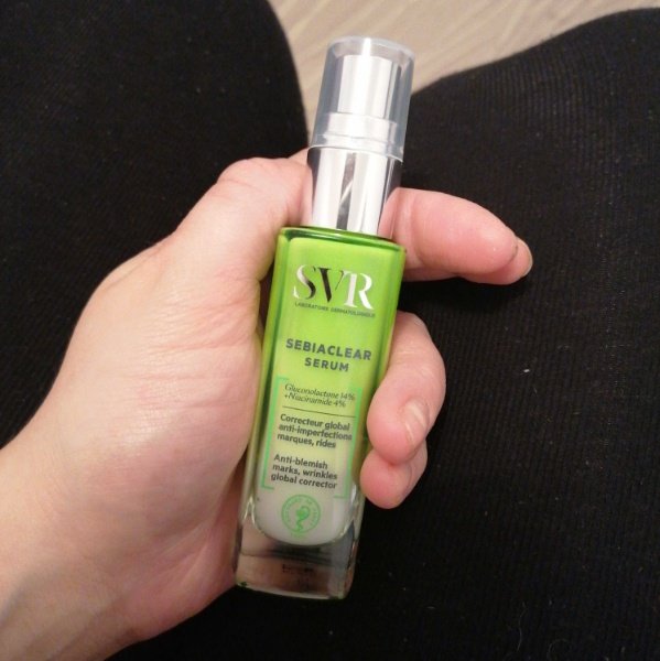 Tinh chất 4% NIACINAMIDE và 14% PHA SVR Sebiaclear Serum 30ml (L2)