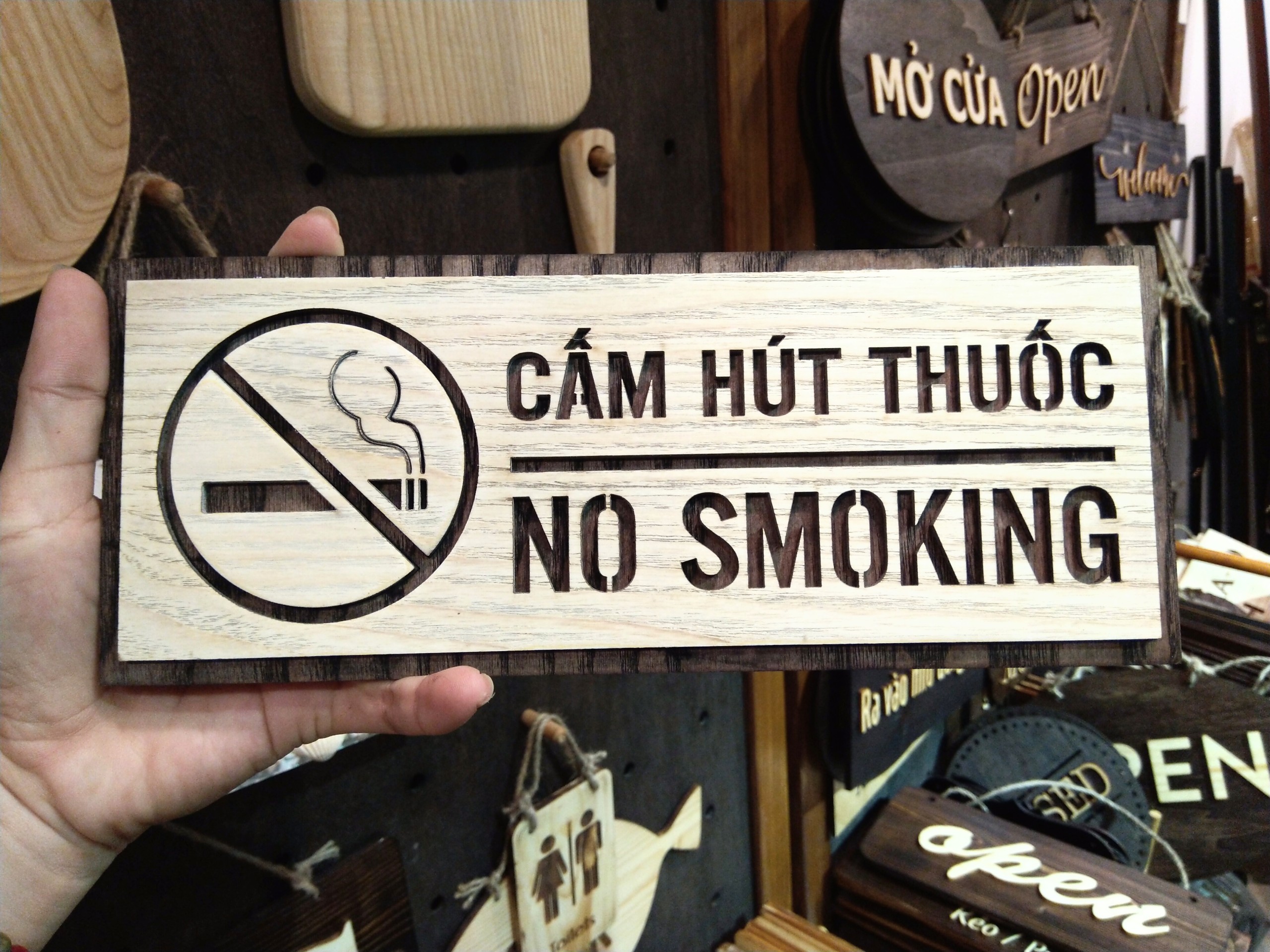 Bảng gỗ no smoking - xưởng luxi decor