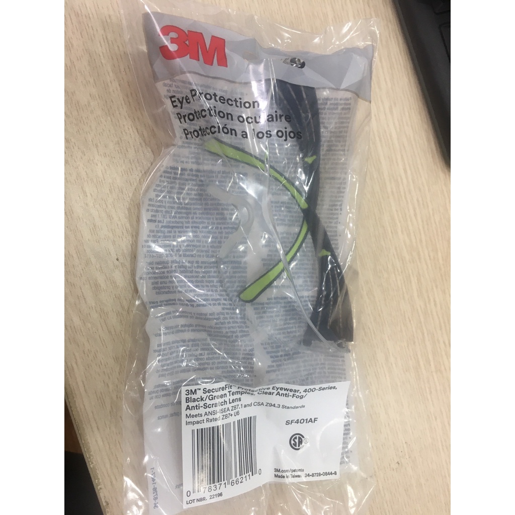 Kính bảo hộ 3M Secure Fit SF401AF siêu nhẹ siêu bền