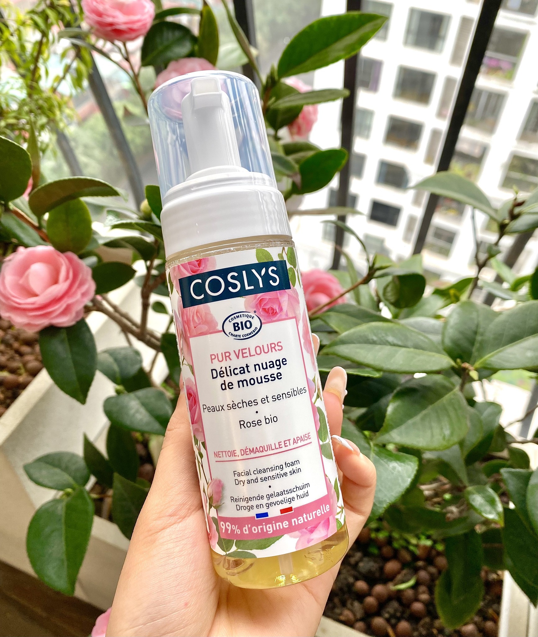 Sữa rửa mặt cho da khô và nhạy cảm hữu cơ Coslys - 150ml
