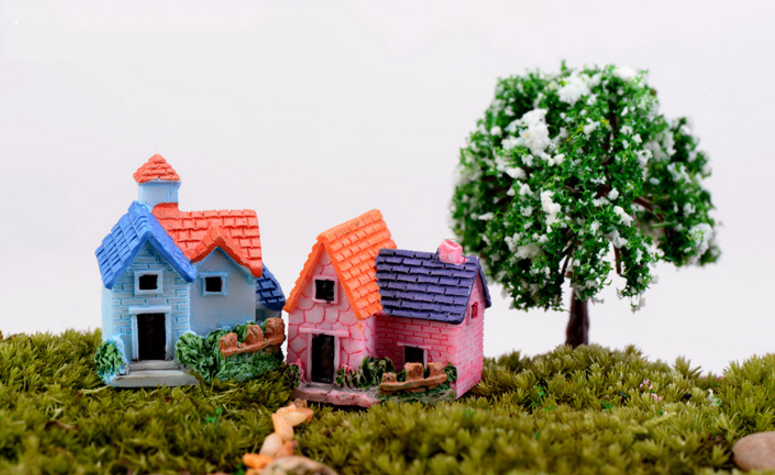 Phụ kiện trang trí tiểu cảnh: Mẫu nhà màu