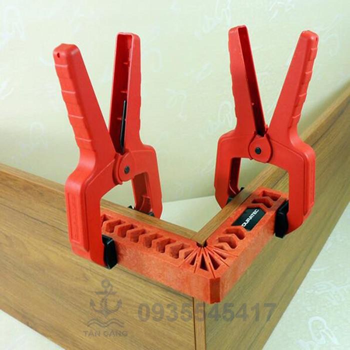 Ke nhựa góc vuông DURATEC 10 cm