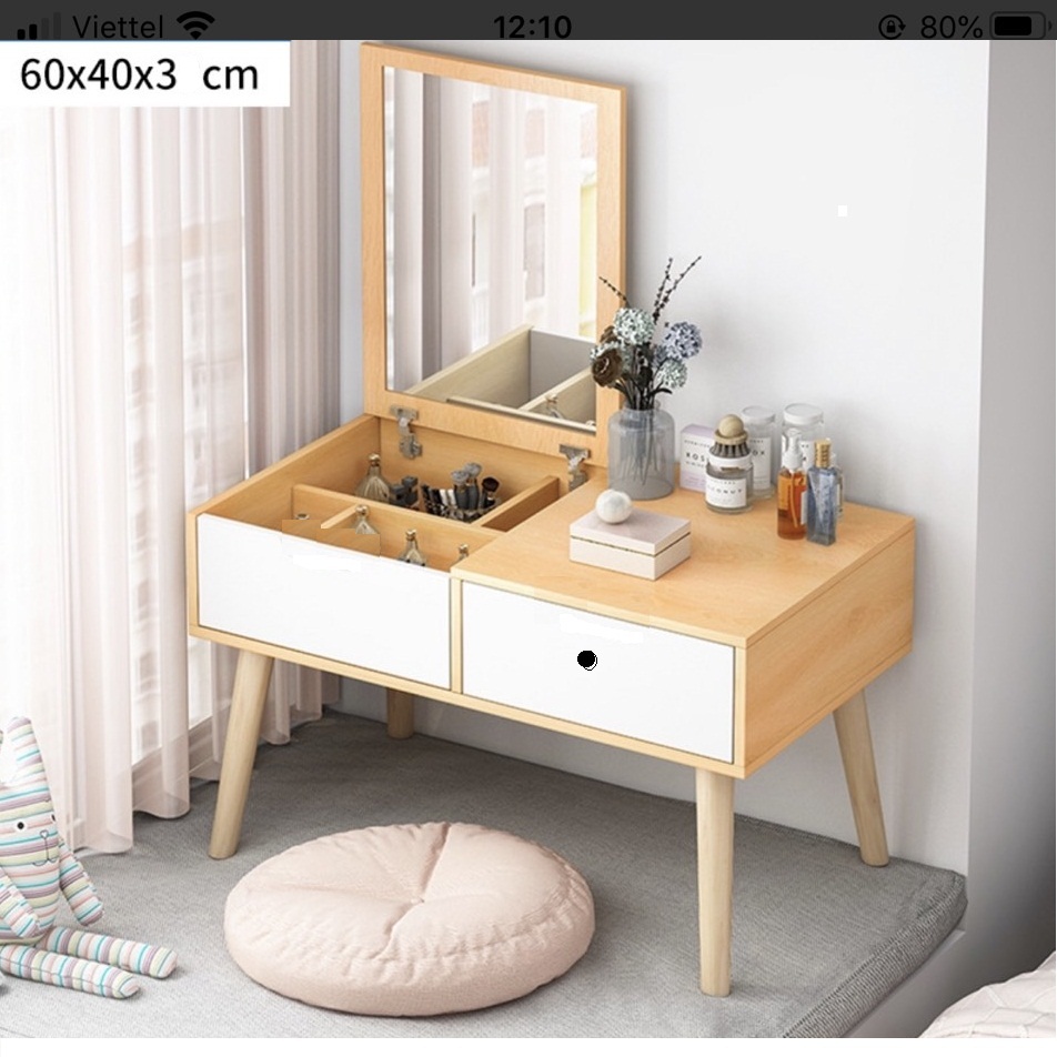 Wooden dressing table with mirror